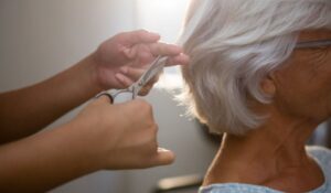 Winnipeg Senior Home Beauty Services